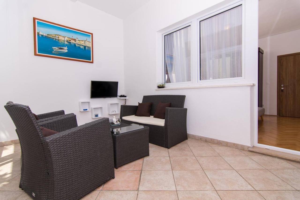 Apartmani Mlacic Donji Okrug (Ciovo) Exterior foto